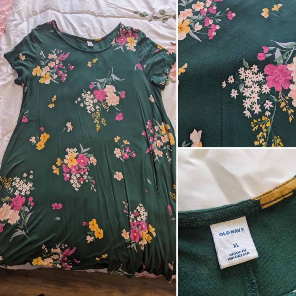 Old Navy green floral swing dress